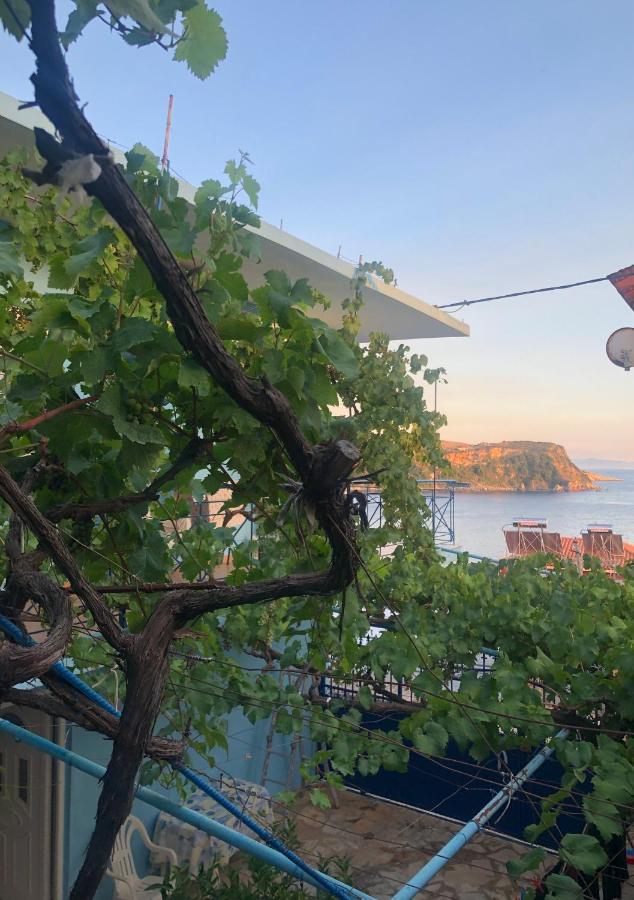 Dina House Apartment Himare Exterior foto